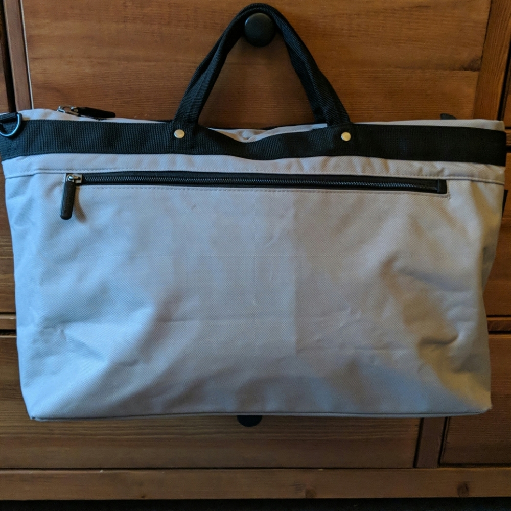 NEW REISENTHEL TWO SIZE BAG ⭐️⭐️FINAL PRICE⭐️⭐️